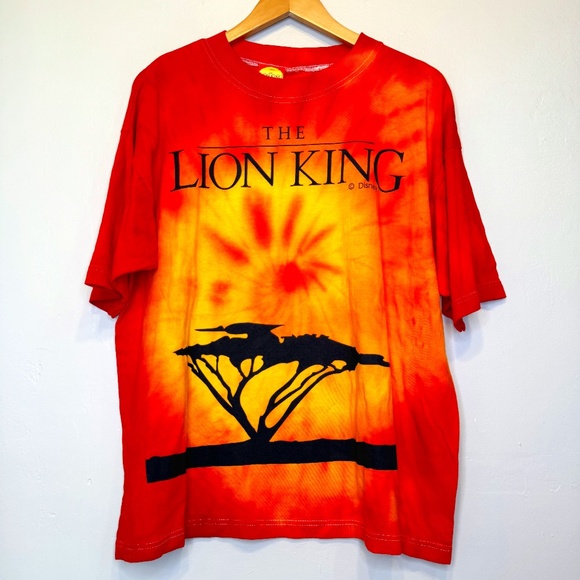 Disney Lion King NWT VTG Tie Dye Short Sleeve Crewneck Boxy T-Shirt Unisex Shirt